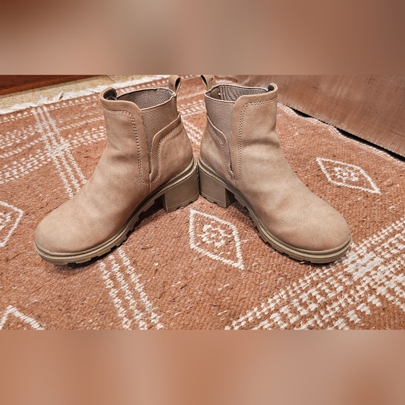 Little girls boots size 13 - Picture 5 of 5